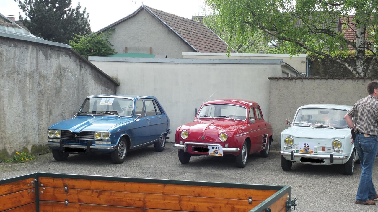 renault dauphine-r16